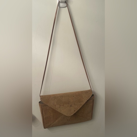 Unique purse-cork like material - Picture 9 of 9